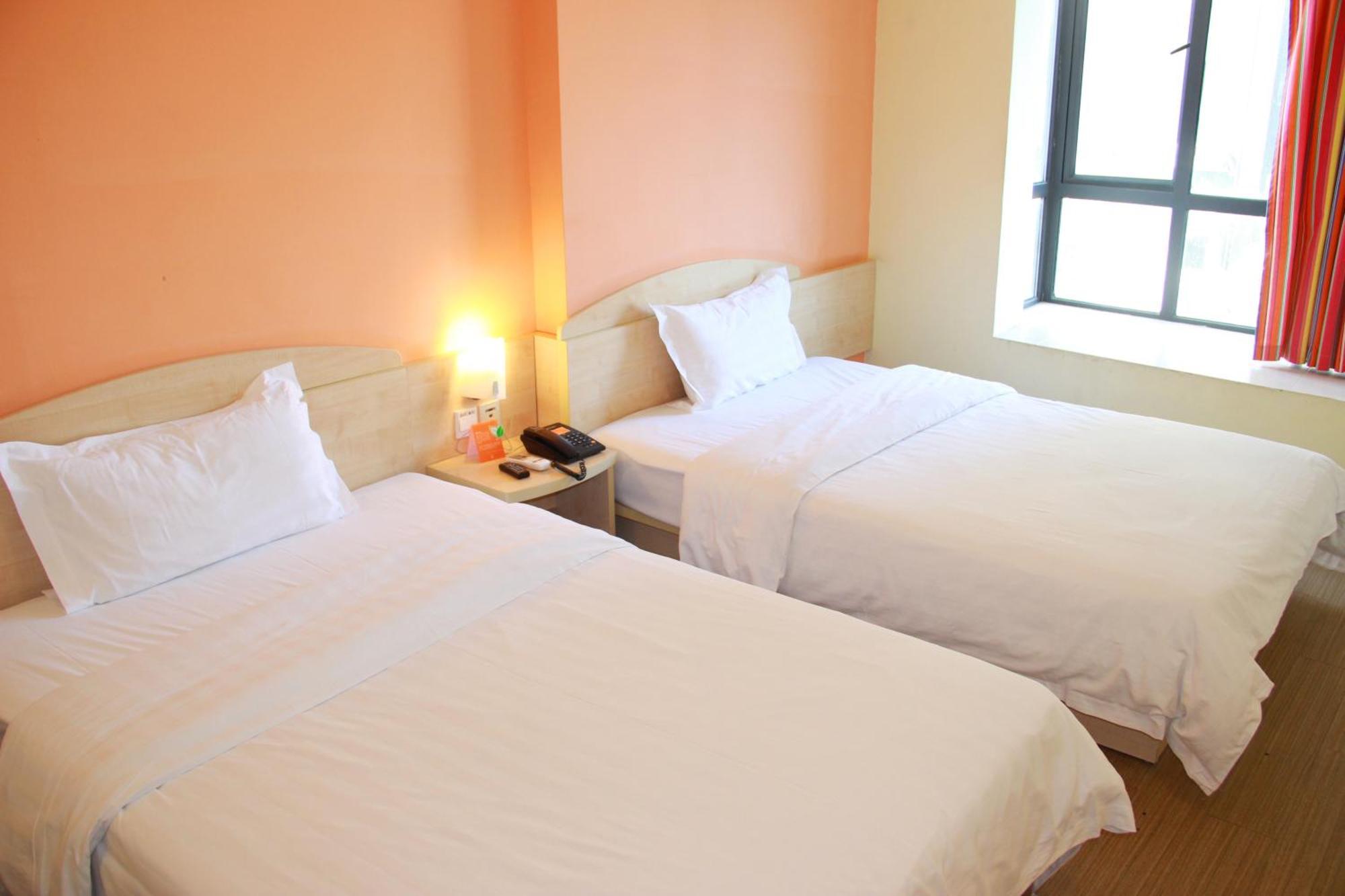 Iu Hotel Guangzhou Jingxi Nanfang Hospital Station Kültér fotó